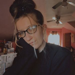 Meet your Posher, Kurstin